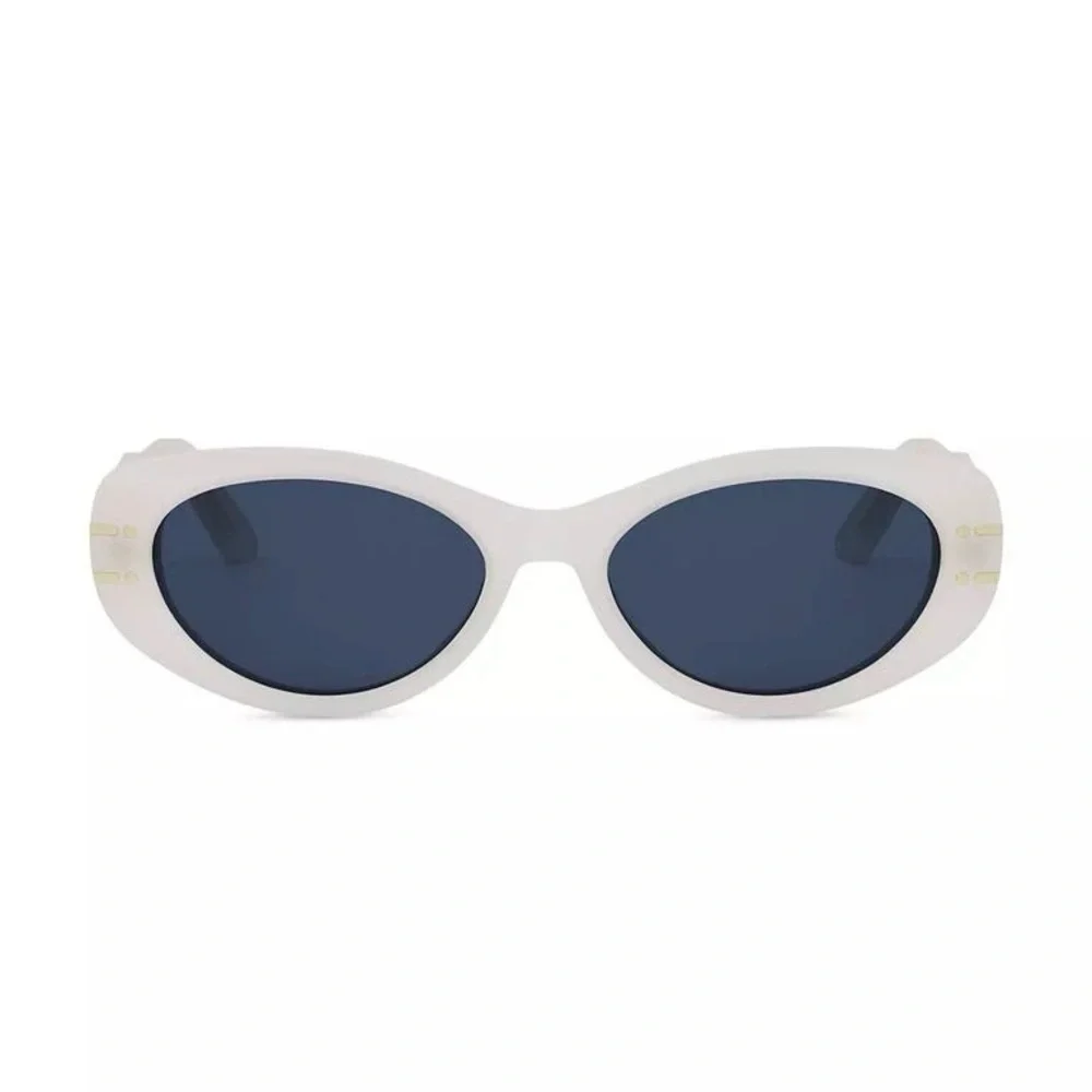 New w/ Tags Dior DiorSignature B8U 53MM Butterfly Sunglasses in White - Picture 2 of 7